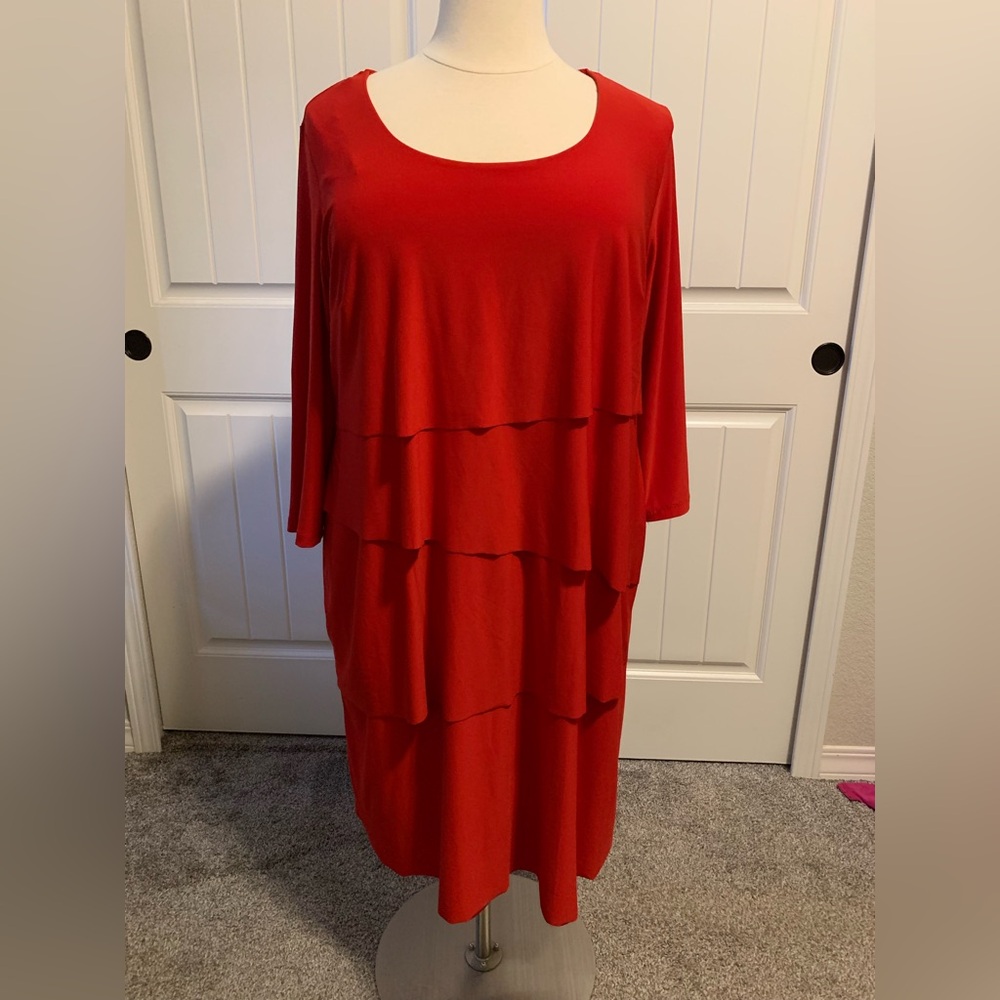 D-08 Avenue Red Tiered Dolman Sleeve Dress